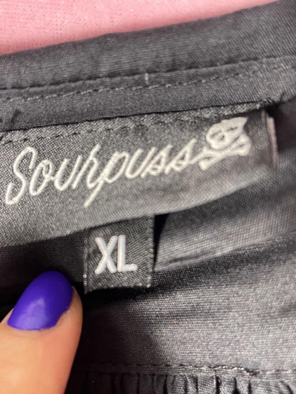 Sourpuss Retro/Vintage rockabilly black swing skirt with goth deco and pockets - Picture 2 of 7